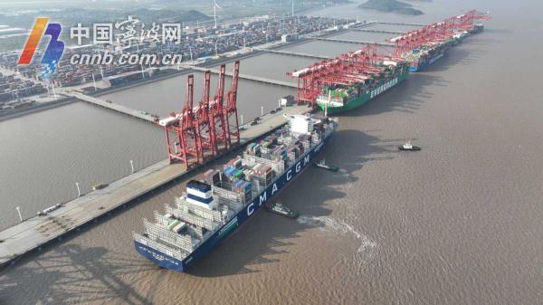 全球首艘、世界最大！海上